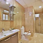 The Hera Premium 4*