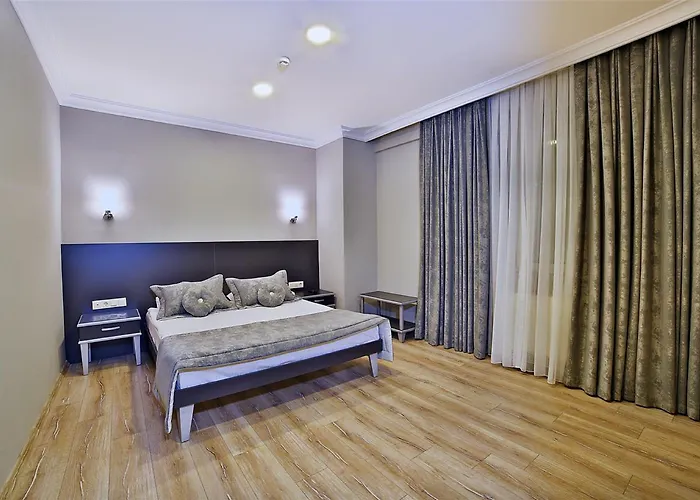 The Hera Premium Hotell 4*