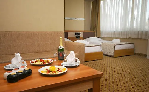Hotell The Hera Premium 4*