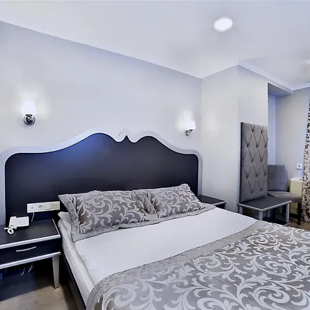 Otel The Hera Premium 4*