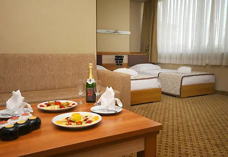 Otel The Hera Premium 4*